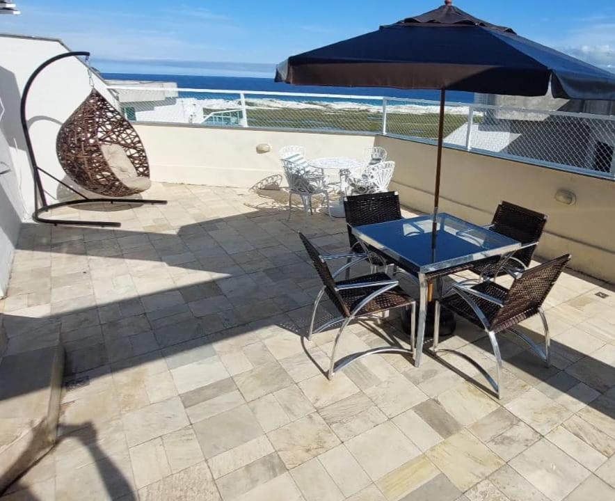 Appartamento Triplex Cabo Frio Esterno foto